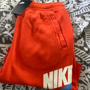 Men’s shorts - new (small)
